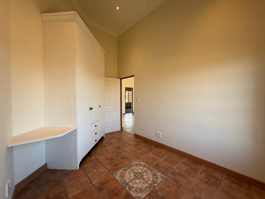 To Let 3 Bedroom Property for Rent in Landsmeer Residential Estate North West